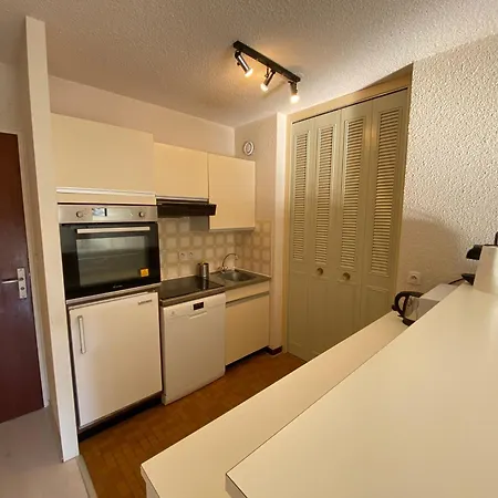 公寓 C219 -2 Pieces Avec Parking Proche