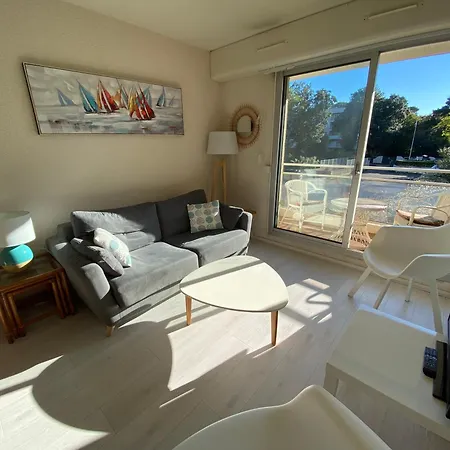 C219 -2 Pieces Avec Parking Proche Appartement Arcachon